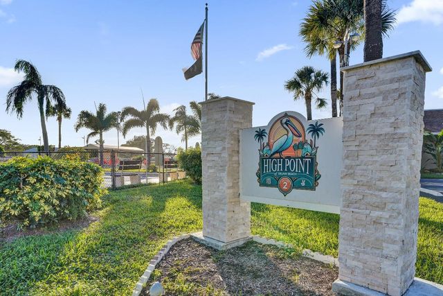 515 High Point Drive A, Delray Beach, FL 33445