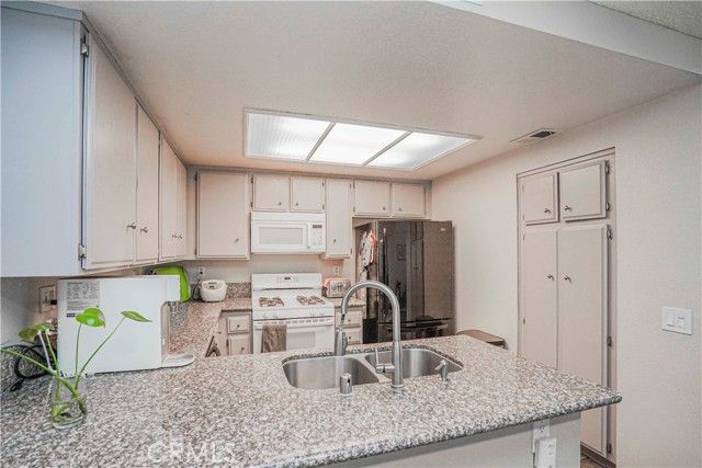 23 Calle Del Cabos, Pomona, CA 91766