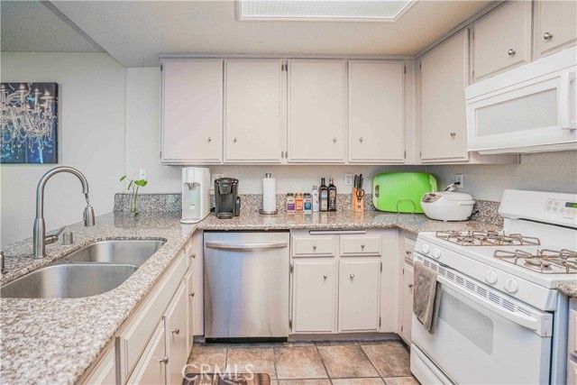 23 Calle Del Cabos, Pomona, CA 91766