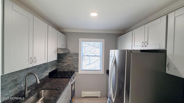 420 Cross Road B16, Matawan, NJ 07747