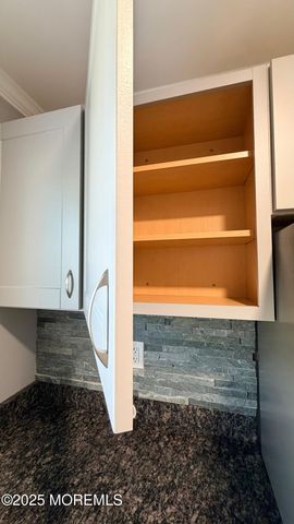 420 Cross Road B16, Matawan, NJ 07747