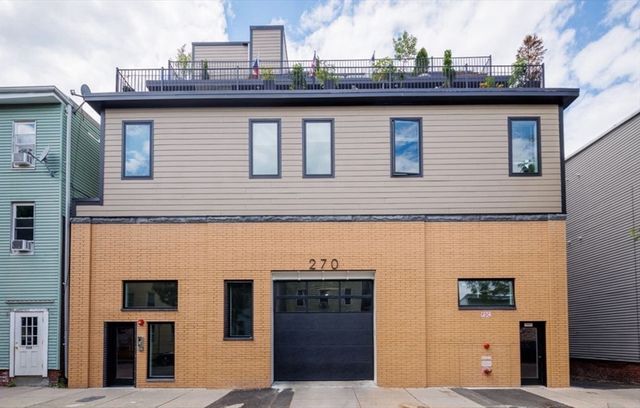 270 Paris Street 7, Boston, MA 02128