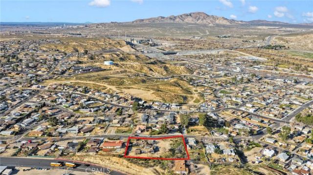 16745 Yucca, Victorville, CA 92395