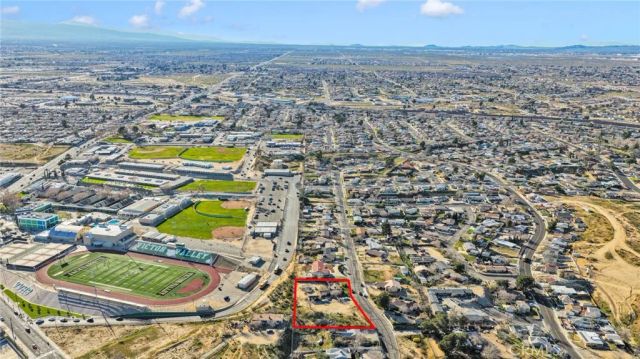 16745 Yucca, Victorville, CA 92395