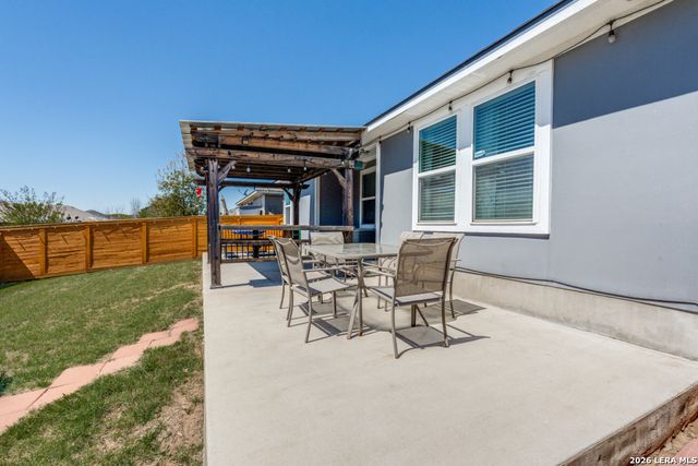 1517 Motherwell, Seguin, TX 78155