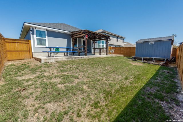 1517 Motherwell, Seguin, TX 78155