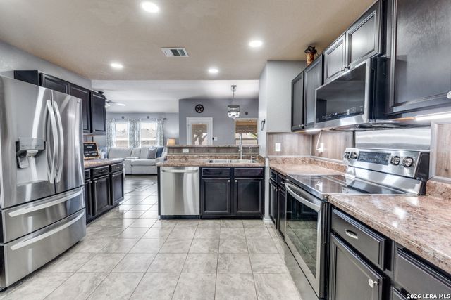 1517 Motherwell, Seguin, TX 78155