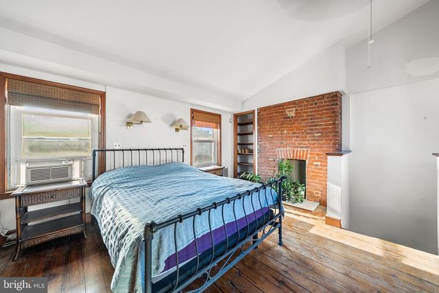 1007 N LAWRENCE ST, Philadelphia, PA 19123
