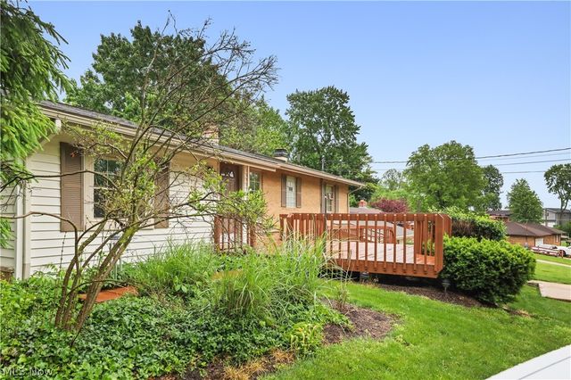 3875 N Glenridge Road, Akron, OH 44319