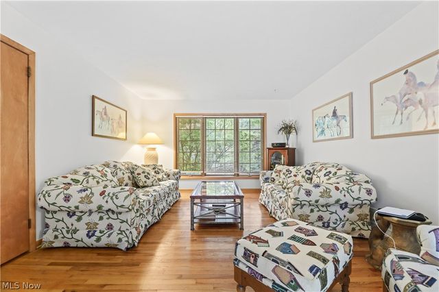 3875 N Glenridge Road, Akron, OH 44319