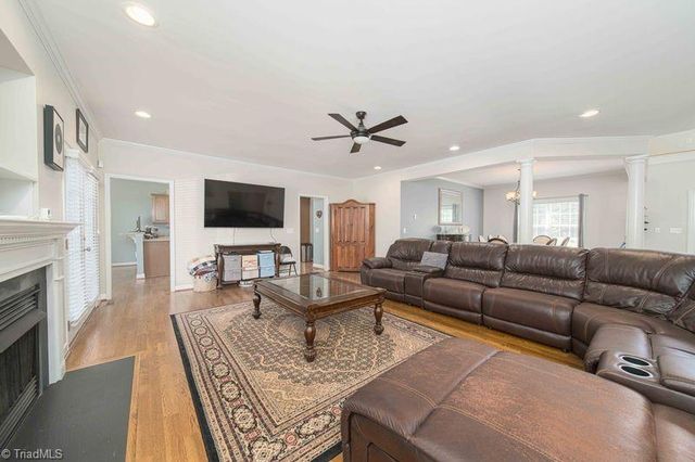 4176 Gumtree Road, Winston-salem, NC 27107