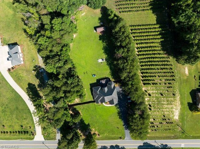 4176 Gumtree Road, Winston-salem, NC 27107