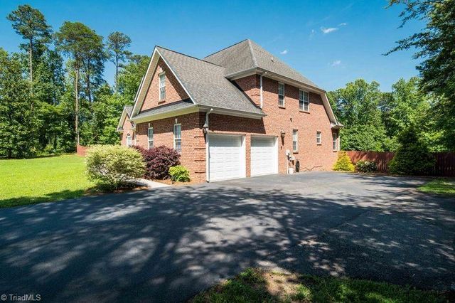 4176 Gumtree Road, Winston-salem, NC 27107