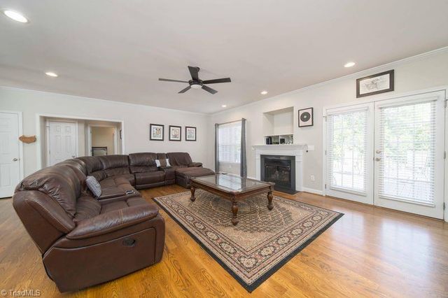 4176 Gumtree Road, Winston-salem, NC 27107