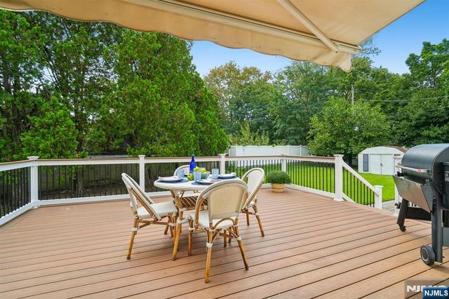 49 Skyview Road, Bloomfield, NJ 07003