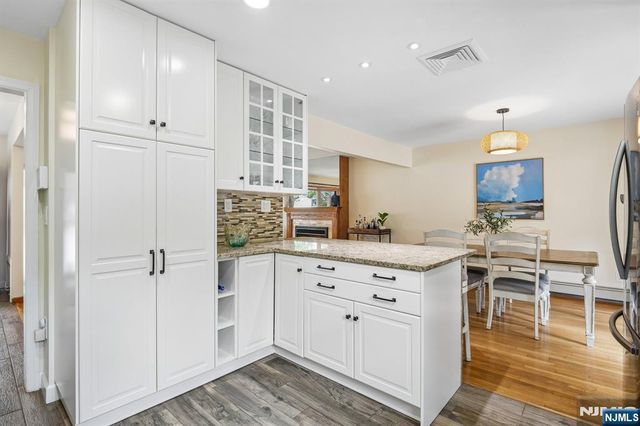 49 Skyview Road, Bloomfield, NJ 07003