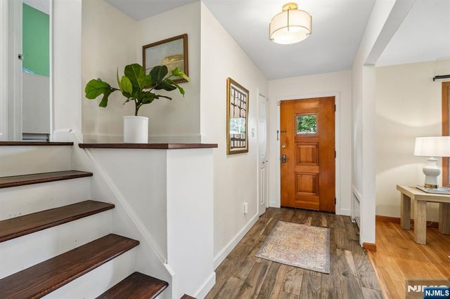 49 Skyview Road, Bloomfield, NJ 07003