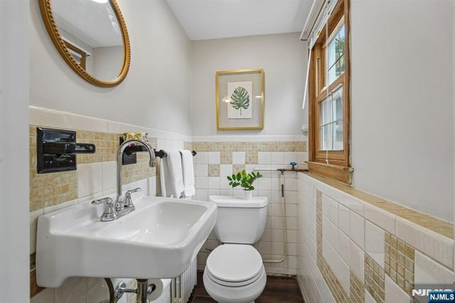 49 Skyview Road, Bloomfield, NJ 07003