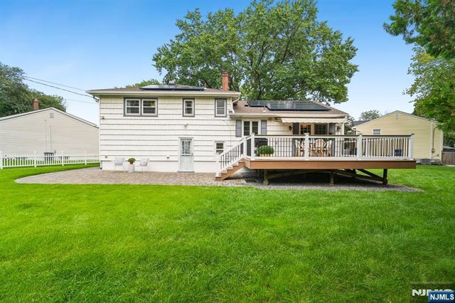 49 Skyview Road, Bloomfield, NJ 07003