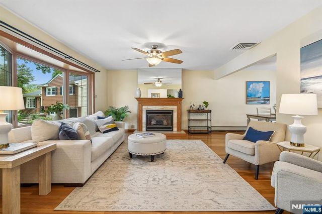 49 Skyview Road, Bloomfield, NJ 07003
