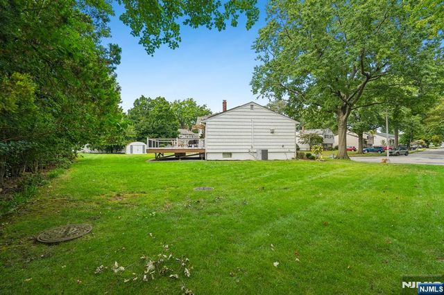 49 Skyview Road, Bloomfield, NJ 07003