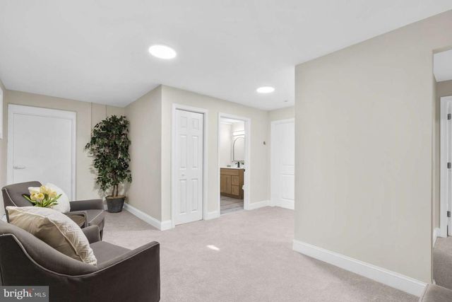 48 BUTTONWOOD ST, Mount Holly, NJ 08060
