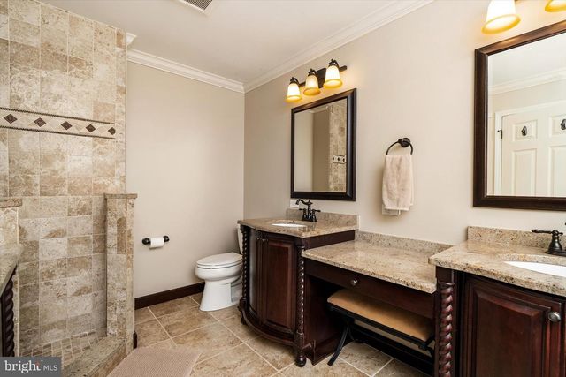 16 COBURN RD, Pennington, NJ 08534
