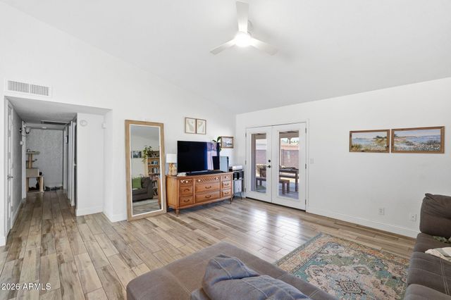 213 W STANFORD Avenue, Gilbert, AZ 85233