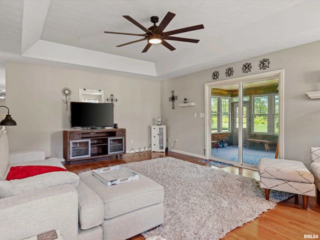 213 PIMLICO Chase, Sherman, IL 62684