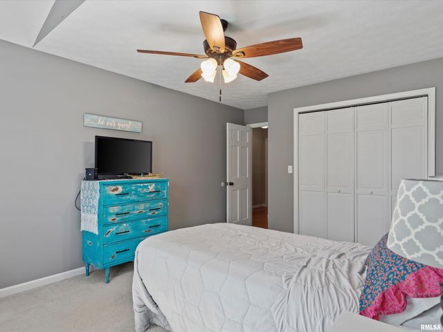 213 PIMLICO Chase, Sherman, IL 62684