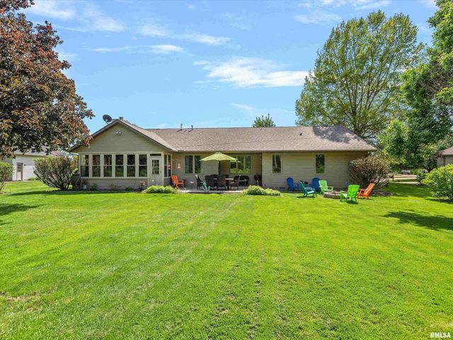 213 PIMLICO Chase, Sherman, IL 62684