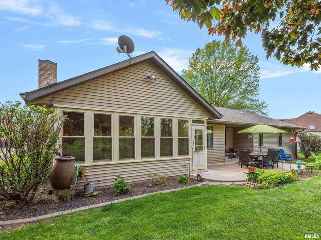 213 PIMLICO Chase, Sherman, IL 62684