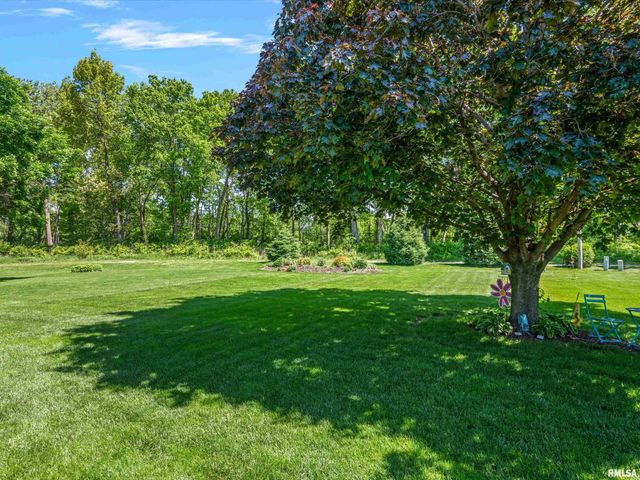 213 PIMLICO Chase, Sherman, IL 62684
