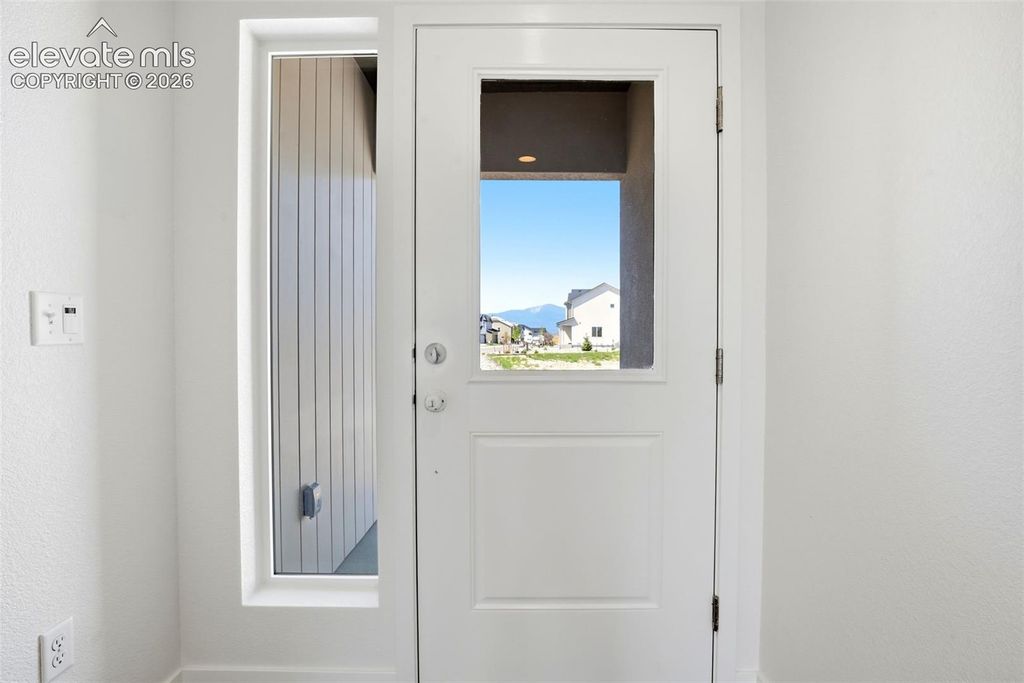 8039 School House Drive, Colorado Springs, CO 80908 — photo 4