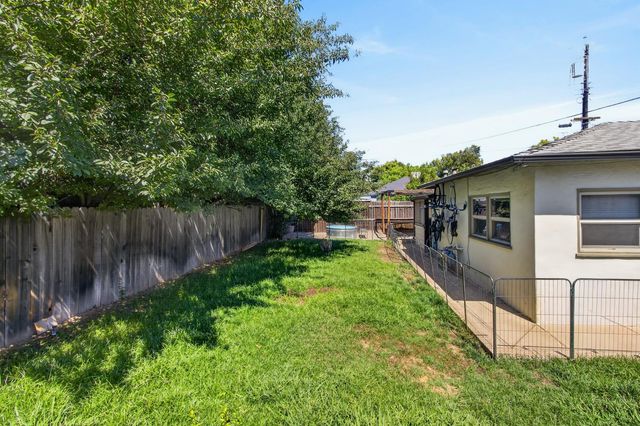 2865 59th St, Sacramento, CA 95817