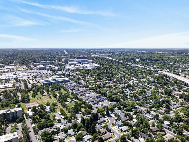 2865 59th St, Sacramento, CA 95817