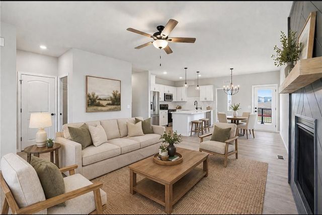 3001 NW 96th Terrace, Kansas City, MO 64154