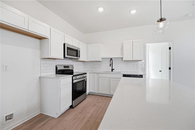 3001 NW 96th Terrace, Kansas City, MO 64154
