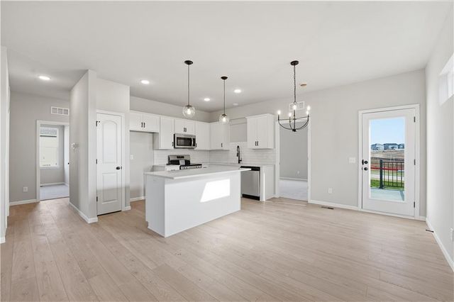 3001 NW 96th Terrace, Kansas City, MO 64154