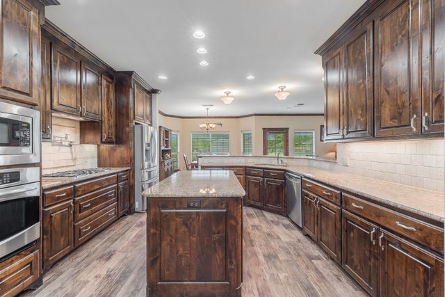 289 Blackjack Road, Valley View, TX 76272