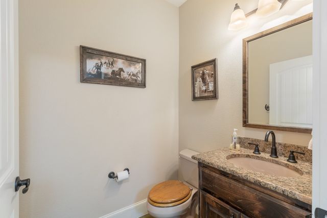 289 Blackjack Road, Valley View, TX 76272