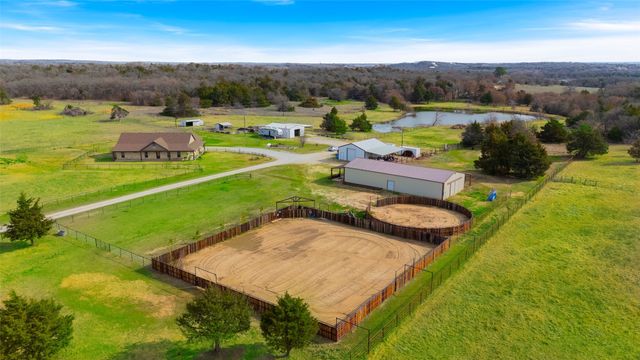 289 Blackjack Road, Valley View, TX 76272