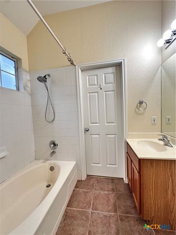 2050 Lisa Lane, San Marcos, TX 78666