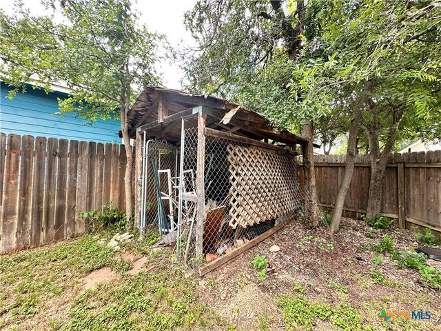 2050 Lisa Lane, San Marcos, TX 78666