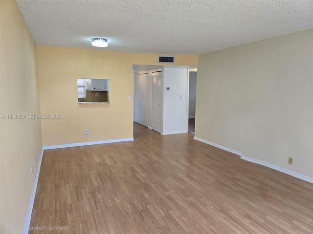 9261 Sunrise Lakes Boulevard 201, Sunrise, FL 33322