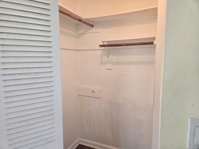 9261 Sunrise Lakes Boulevard 201, Sunrise, FL 33322
