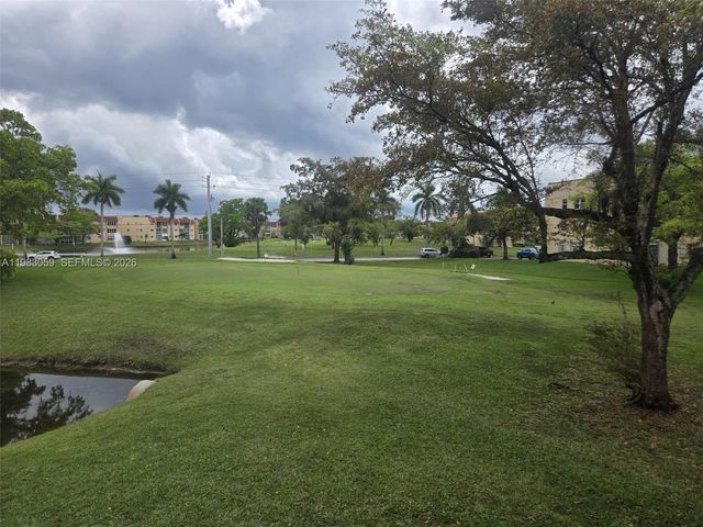 9261 Sunrise Lakes Boulevard 201, Sunrise, FL 33322