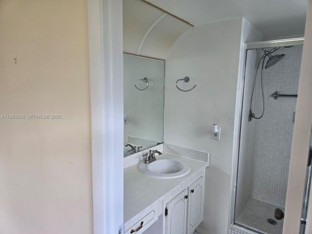 9261 Sunrise Lakes Boulevard 201, Sunrise, FL 33322