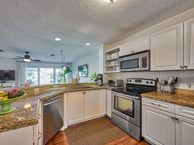 9401 Boca River Circle 9401, Boca Raton, FL 33434