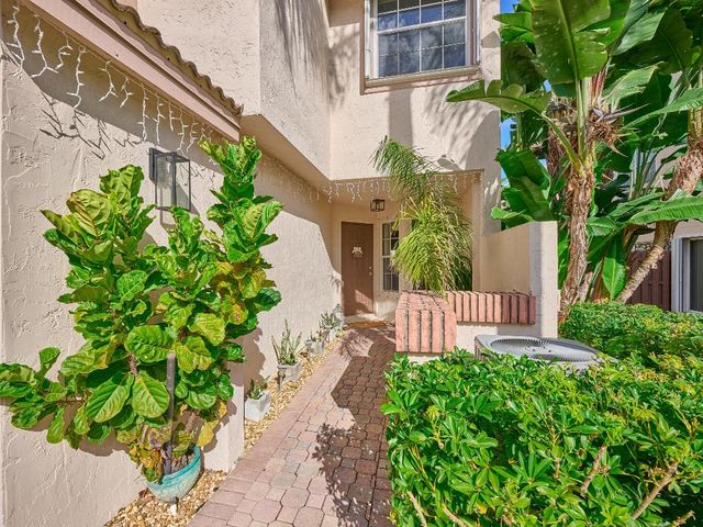 9401 Boca River Circle 9401, Boca Raton, FL 33434
